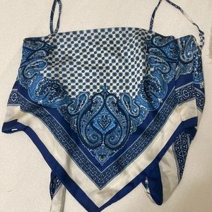 Tie back bandana top
